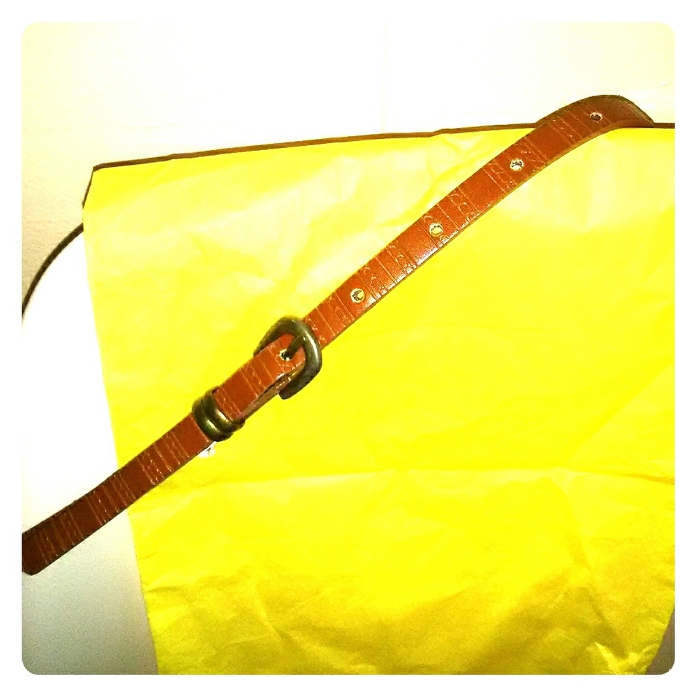 NWOT. Unbranded belt .